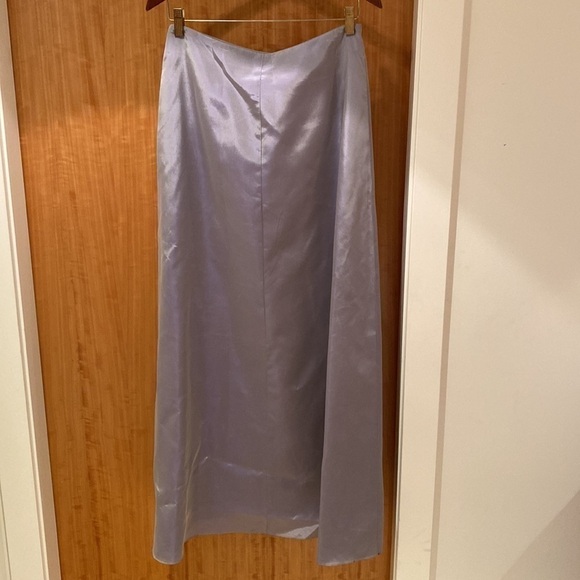 Satin, Maxi skirt, Blouse sleeveless size10, perfect for weddings, New Years Eve - Picture 6 of 16